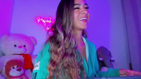 Snapshot of eva_shinee_ chatting on September 9, 2025, 11:21 am Eva Shinee online show from September 9, 2025, 11:21 am