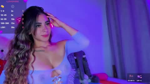 Snapshot of eva_shinee_ chatting on October 17, 2025, 10:40 am Eva Shinee online show from October 17, 2025, 10:40 am