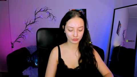 Eva online show from November 7, 2025, 6:46 am