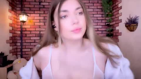 Snapshot of eva_starxxxxx chatting on March 6, 2026, 8:33 am Eva online show from March 6, 2026, 8:33 am