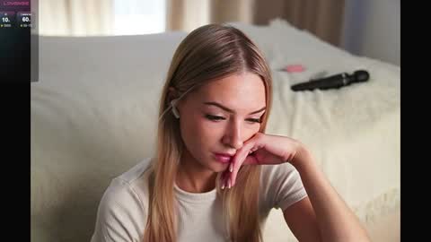 Hello Im Eva online show from January 22, 2025, 8:51 am