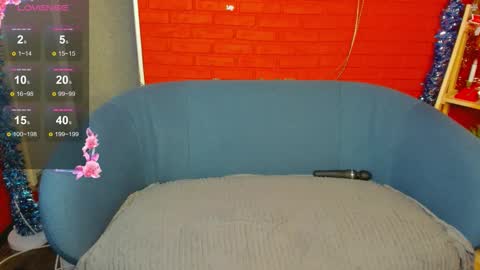 Hi Im Eva new here online show from December 22, 2025, 3:31 pm