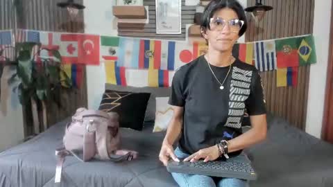 Eva online show from June 25, 2026, 12:09 pm