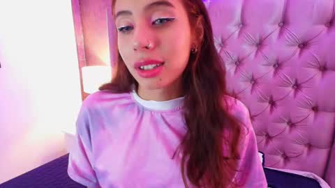 EVA CLOEE online show from February 25, 2025, 6:36 am