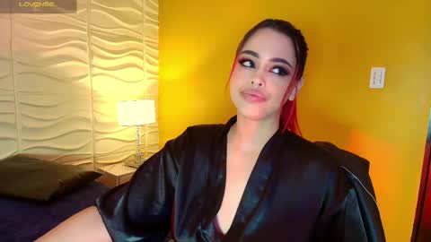 evaafoxxy_ online show from October 16, 2025, 11:55 am
