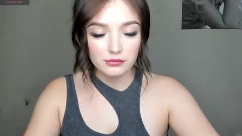 Snapshot of evaamillerr chatting on January 7, 2025, 10:22 am Eva online show from January 7, 2025, 10:22 am