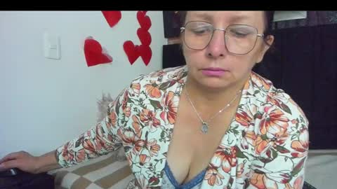 Eva online show from March 4, 2025, 9:11 pm