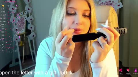 Eva  online show from February 18, 2025, 2:49 am