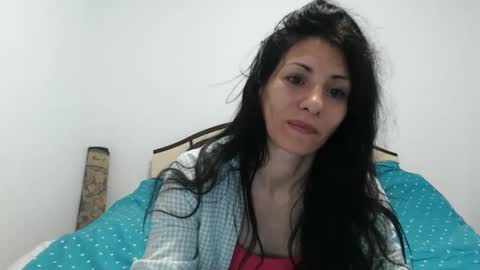 hornycrissyyourlove online show from May 4, 2026, 2:51 am
