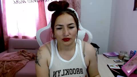 Eva online show from February 19, 2025, 7:05 pm