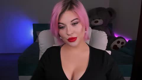 Eva online show from December 13, 2024, 11:06 pm