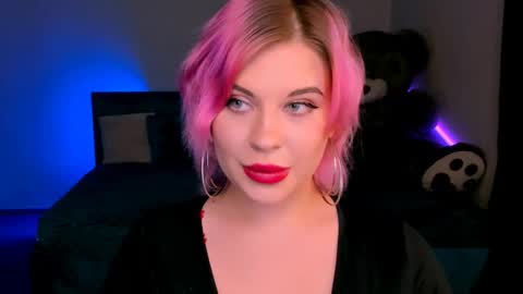 Eva online show from January 9, 2025, 11:13 pm