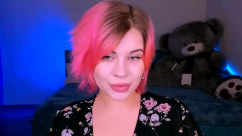 Eva online show from February 11, 2025, 4:44 am