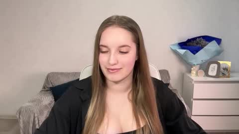 Eva online show from September 24, 2025, 1:14 pm