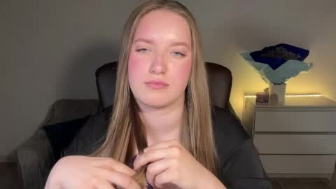 Eva online show from May 15, 2026, 9:11 pm
