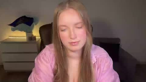 Snapshot of evajuly chatting on July 12, 2026, 7:16 pm Eva online show from July 12, 2026, 7:16 pm