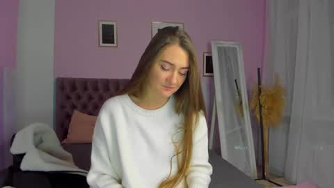 Eva online show from December 5, 2024, 4:09 am