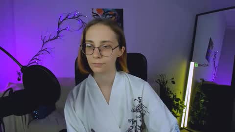 evalora online show from October 18, 2025, 12:17 pm