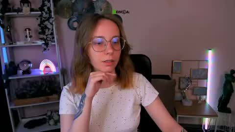 evalora online show from May 19, 2026, 5:58 am