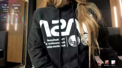 Eva online show from February 11, 2026, 1:27 pm