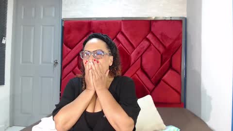 Eva Mills online show from March 5, 2025, 8:42 pm