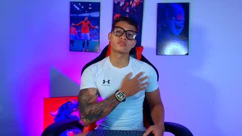 Snapshot of evan_greey chatting on September 9, 2025, 2:33 am EVAN GREY online show from September 9, 2025, 2:33 am