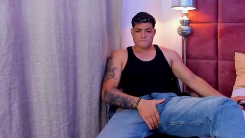 EVAN TYLER online show from October 10, 2025, 9:03 pm