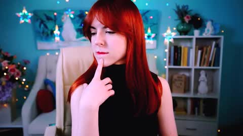 Eva  online show from January 10, 2025, 3:48 pm