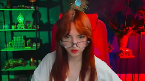 Eva  online show from January 28, 2025, 3:35 pm