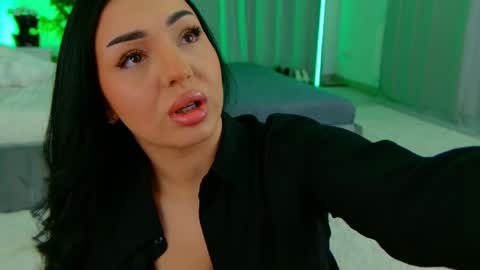 Eva online show from May 16, 2026, 6:39 pm