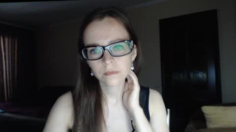YourMistress online show from May 27, 2026, 8:55 am