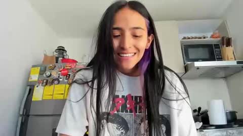 Snapshot of evangellinebellee chatting on May 9, 2026, 2:22 pm Evangelline online show from May 9, 2026, 2:22 pm