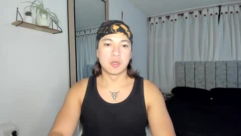 Snapshot of evans_king chatting on March 7, 2025, 8:45 am Evan online show from March 7, 2025, 8:45 am