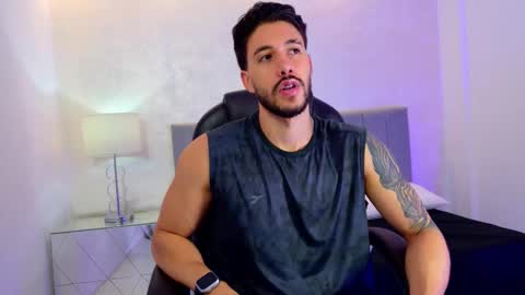 Snapshot of evans_opry1 chatting on February 24, 2026, 11:25 pm E V A N S online show from February 24, 2026, 11:25 pm