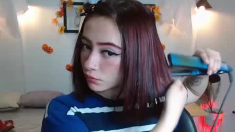 Evanssa lx online show from October 18, 2025, 1:01 pm