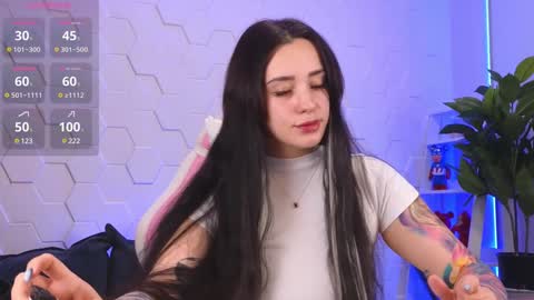 Eva online show from December 2, 2024, 11:23 am