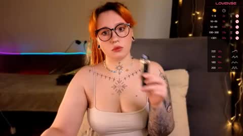 Moon online show from November 27, 2025, 9:00 am