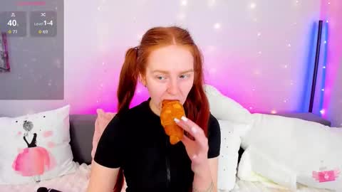 Adelina online show from February 28, 2026, 6:25 am