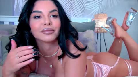 evareyss online show from October 23, 2025, 11:09 am