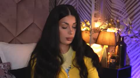 EvaRhea online show from February 9, 2026, 4:27 am