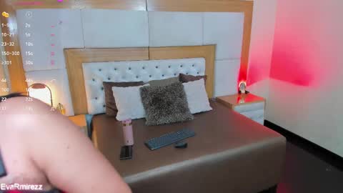 Eva Rmirezz online show from March 23, 2026, 12:31 pm