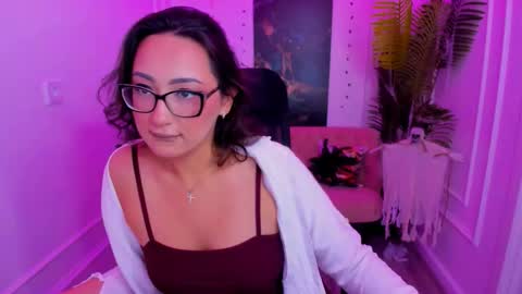 evasarazardje online show from October 27, 2025, 4:16 am