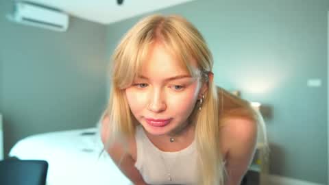 Eva online show from April 20, 2026, 10:07 am