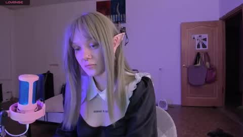      online show from November 11, 2025, 4:29 pm