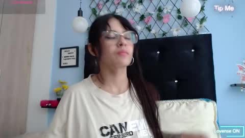 Snapshot of evatits_1 chatting on February 20, 2025, 12:25 pm Eva Carter online show from February 20, 2025, 12:25 pm