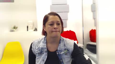 Eva Twiss online show from November 10, 2025, 12:04 pm