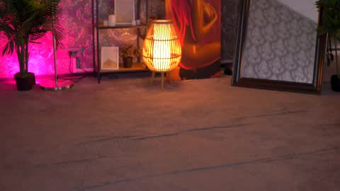 Eva online show from March 11, 2025, 6:43 am