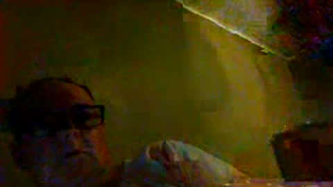 eve1luvsray online show from February 8, 2025, 3:41 am