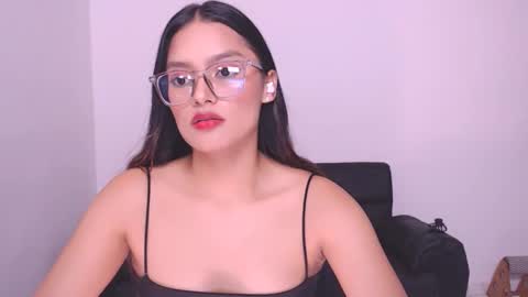 Snapshot of eve_rox18 chatting on December 1, 2024, 11:14 pm Eve Rox18 online show from December 1, 2024, 11:14 pm