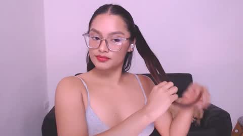 Snapshot of eve_rox18 chatting on December 30, 2024, 6:31 am Eve Rox18 online show from December 30, 2024, 6:31 am